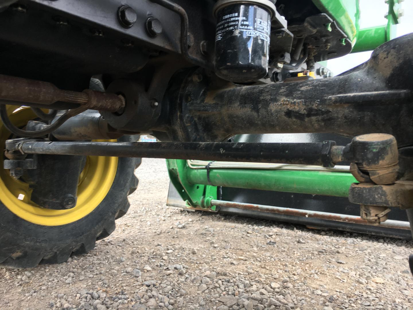 ./imagenes/INVOICE/2019/16451/TRACTOR AGRICOLA JOHN DEERE 3038E (11).JPG